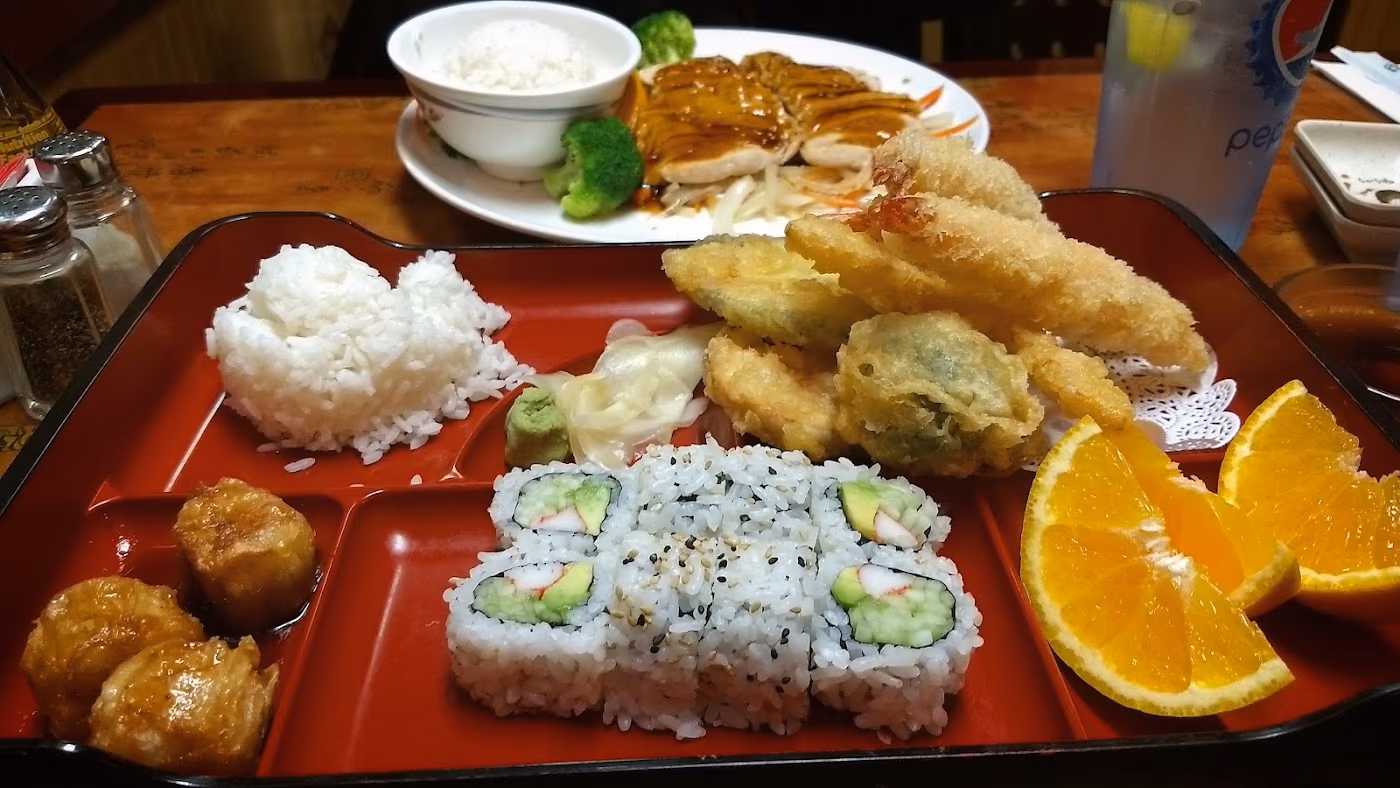 YAMA Sushi photo 3