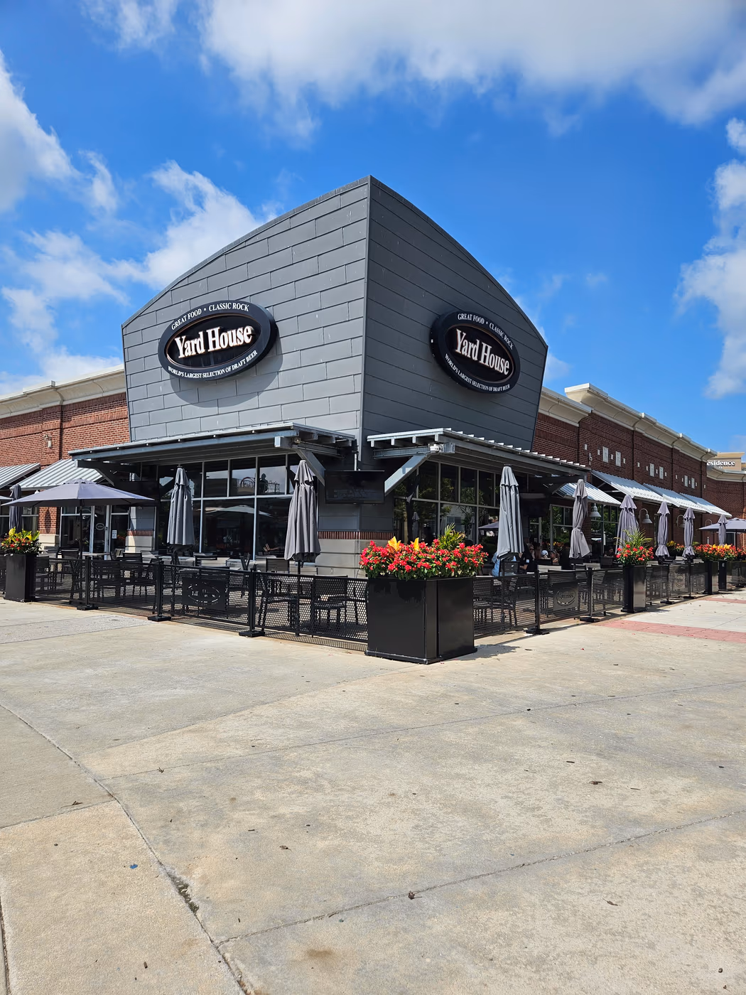 Yard House