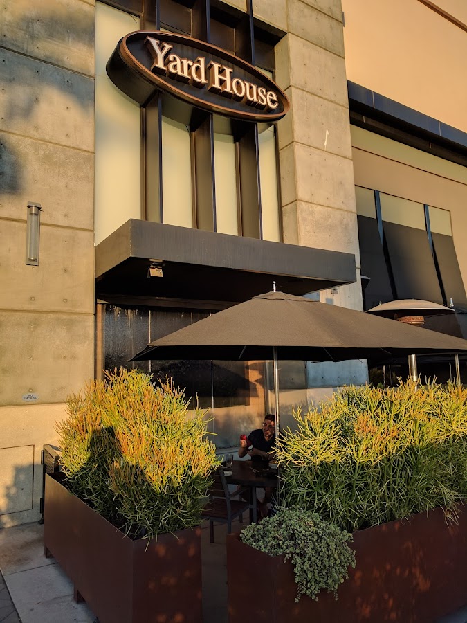 Yard House