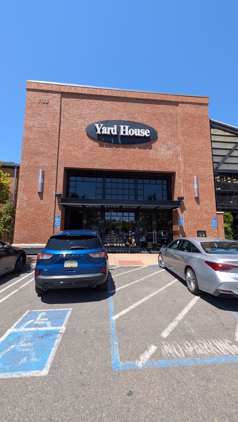 Yard House