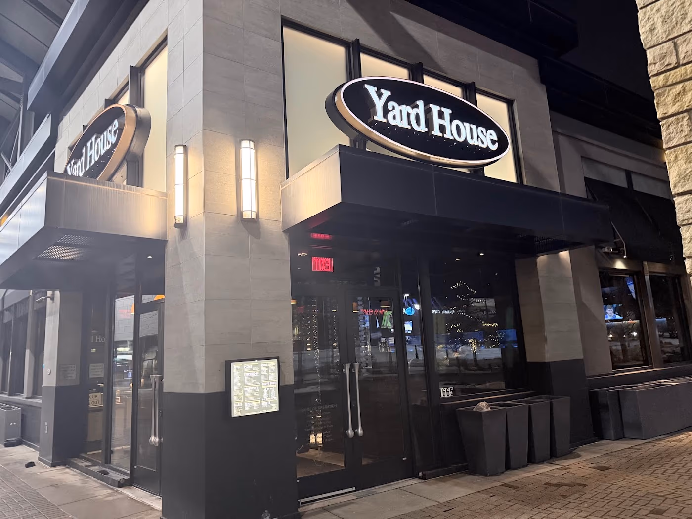 Yard House photo 4