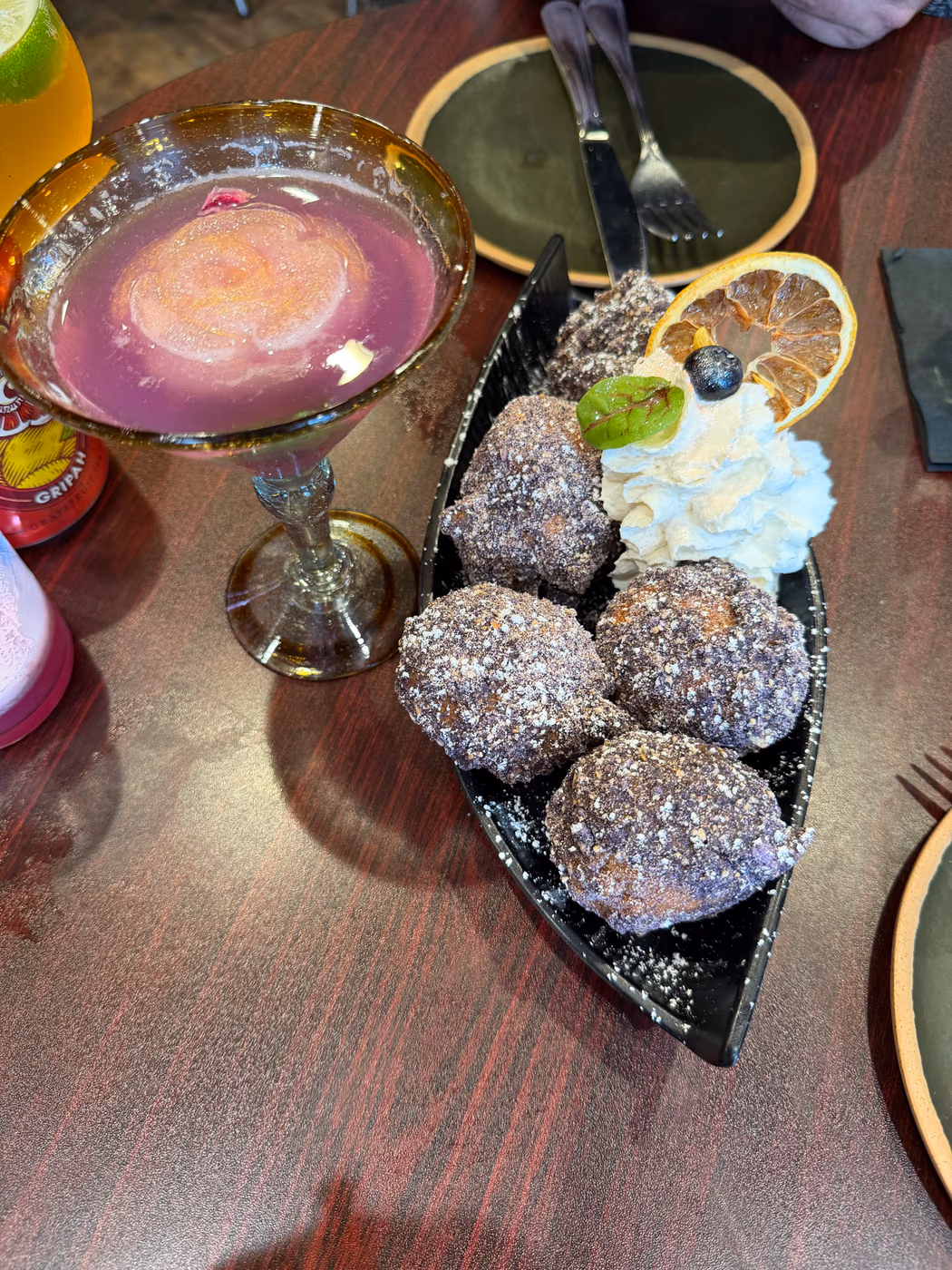 Yaz's Table Boutique Cafe & Bakery photo 2