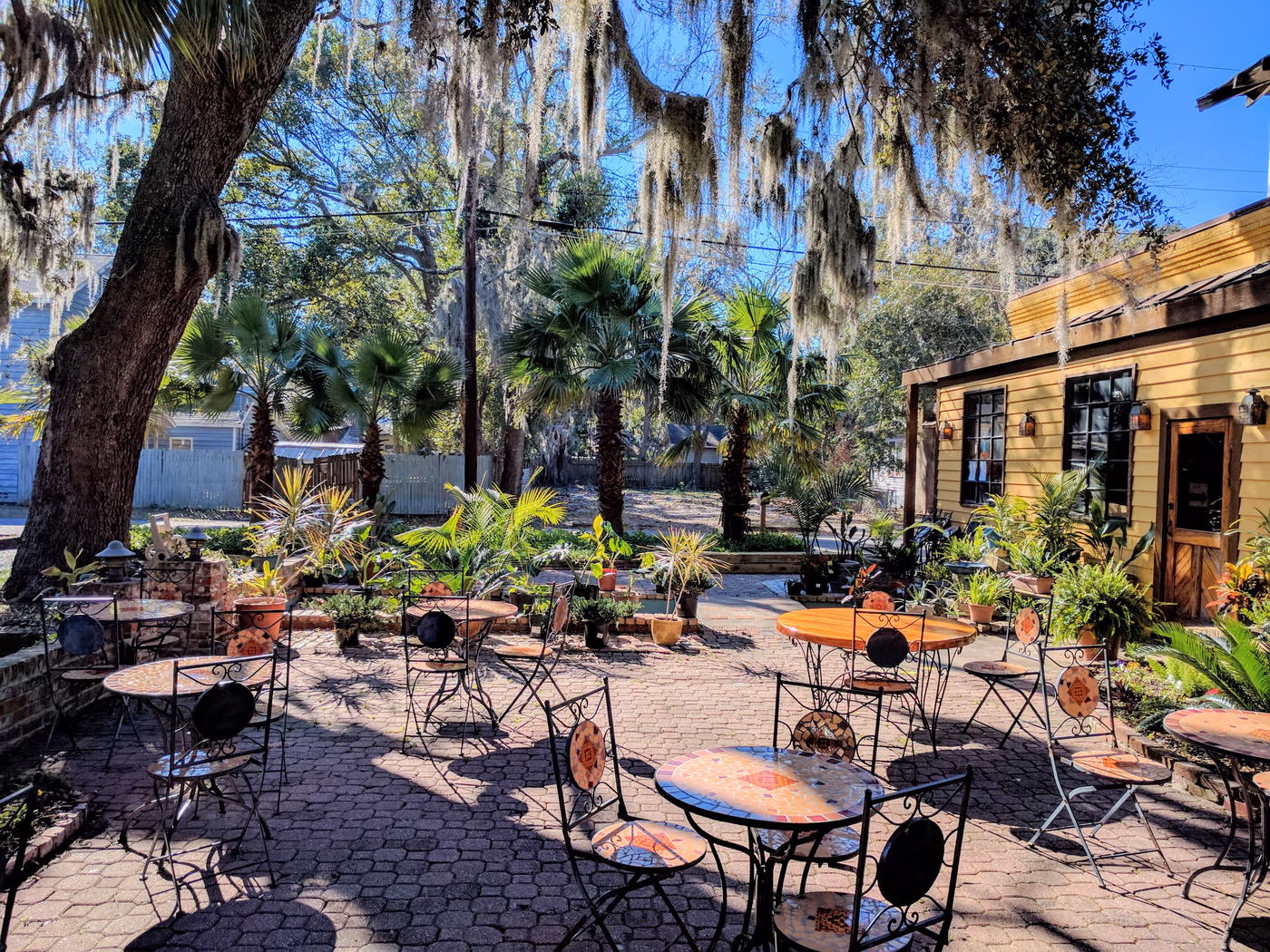 Yellow Deli Brunswick