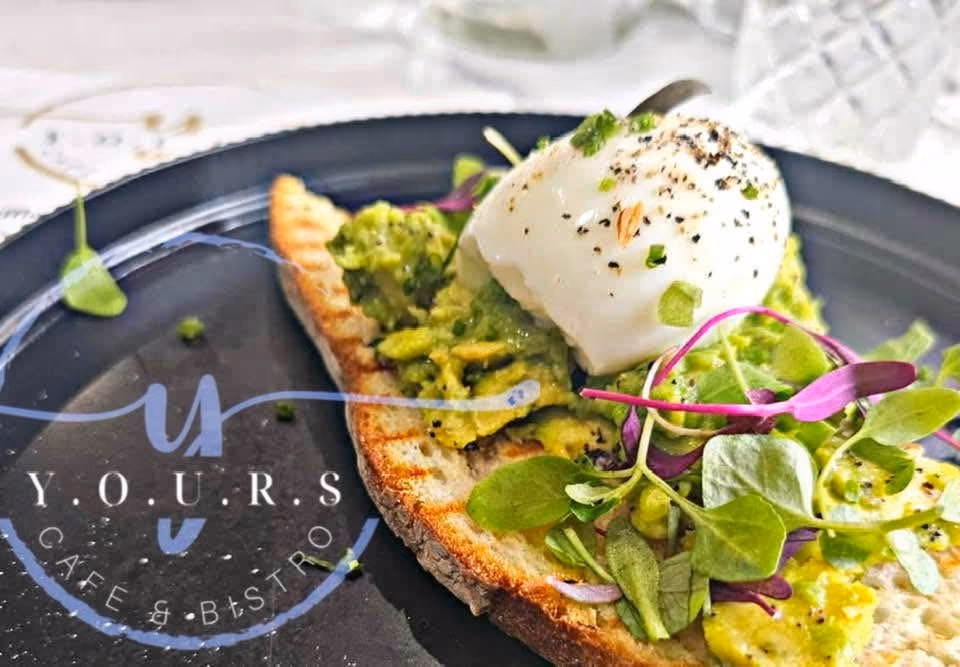 Yours Cafe and Bistro photo 3