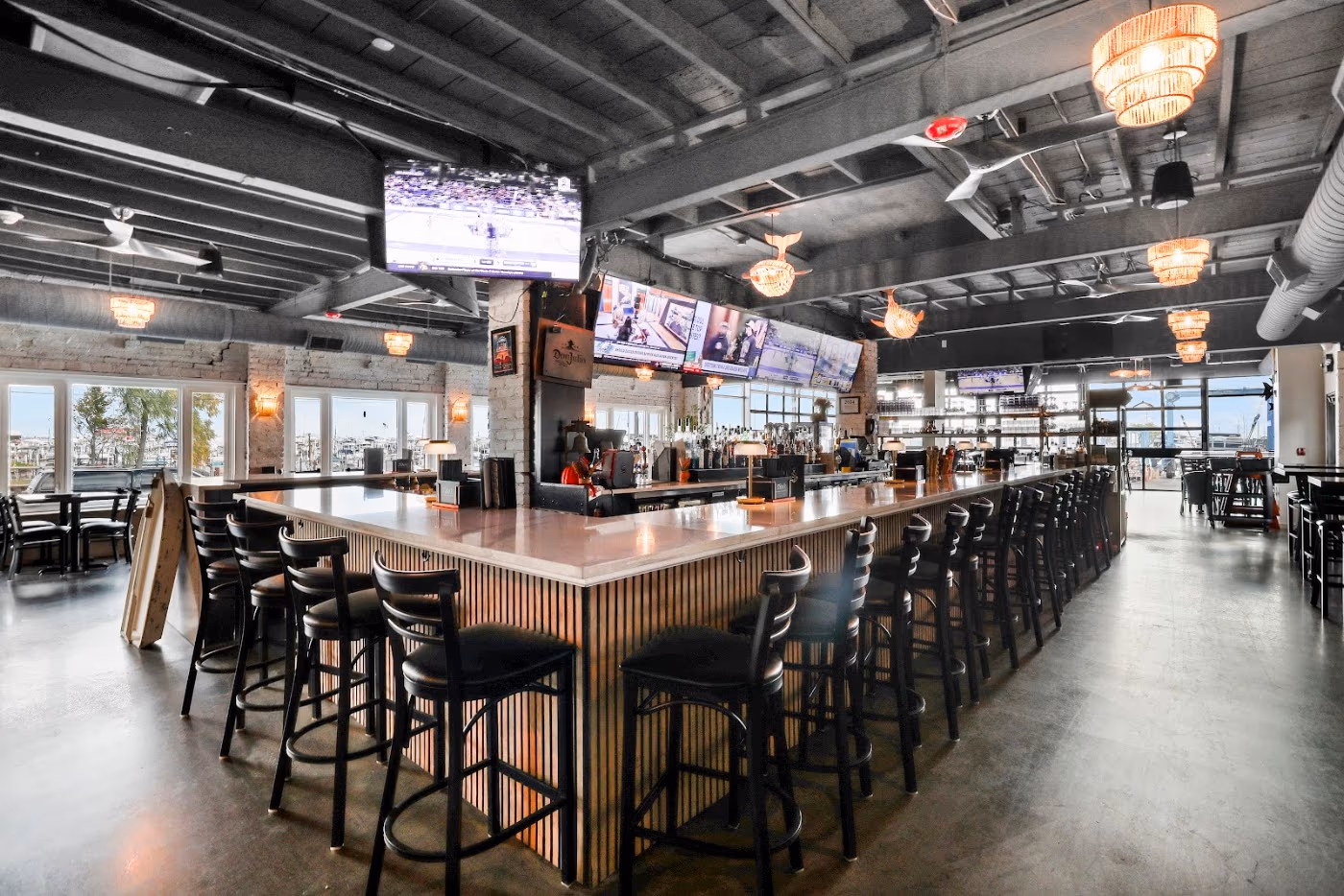 Zef's Dockside Bar + Kitchen