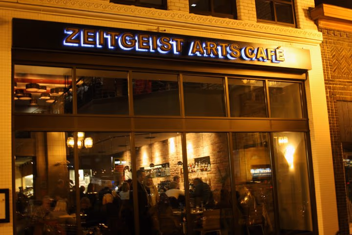 Zeitgeist Restaurant & Bar