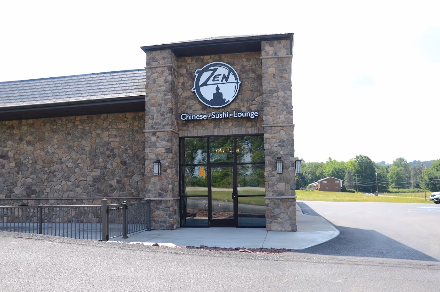Zen | Restaurant and Sushi Bar photo 4