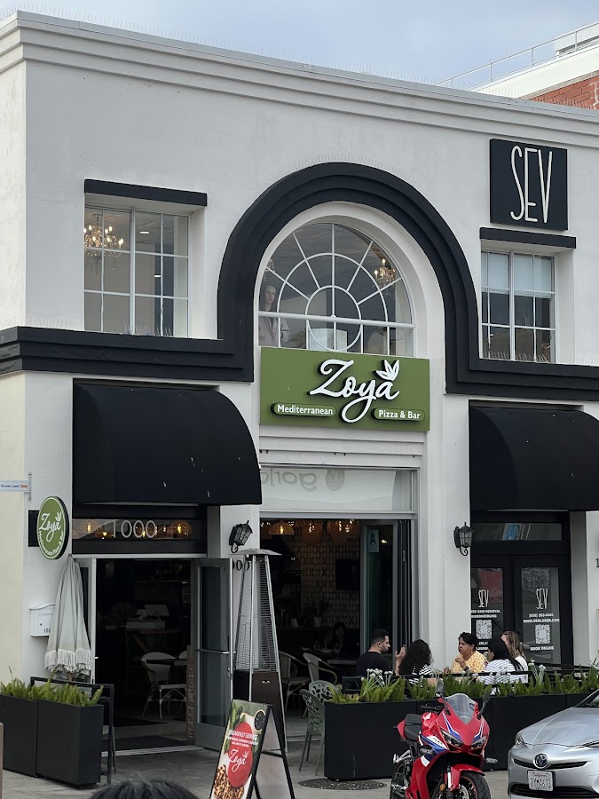 Zoya